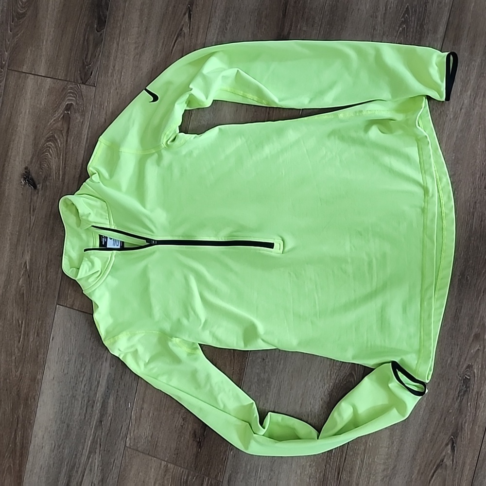 Nike pro dri fit pullover